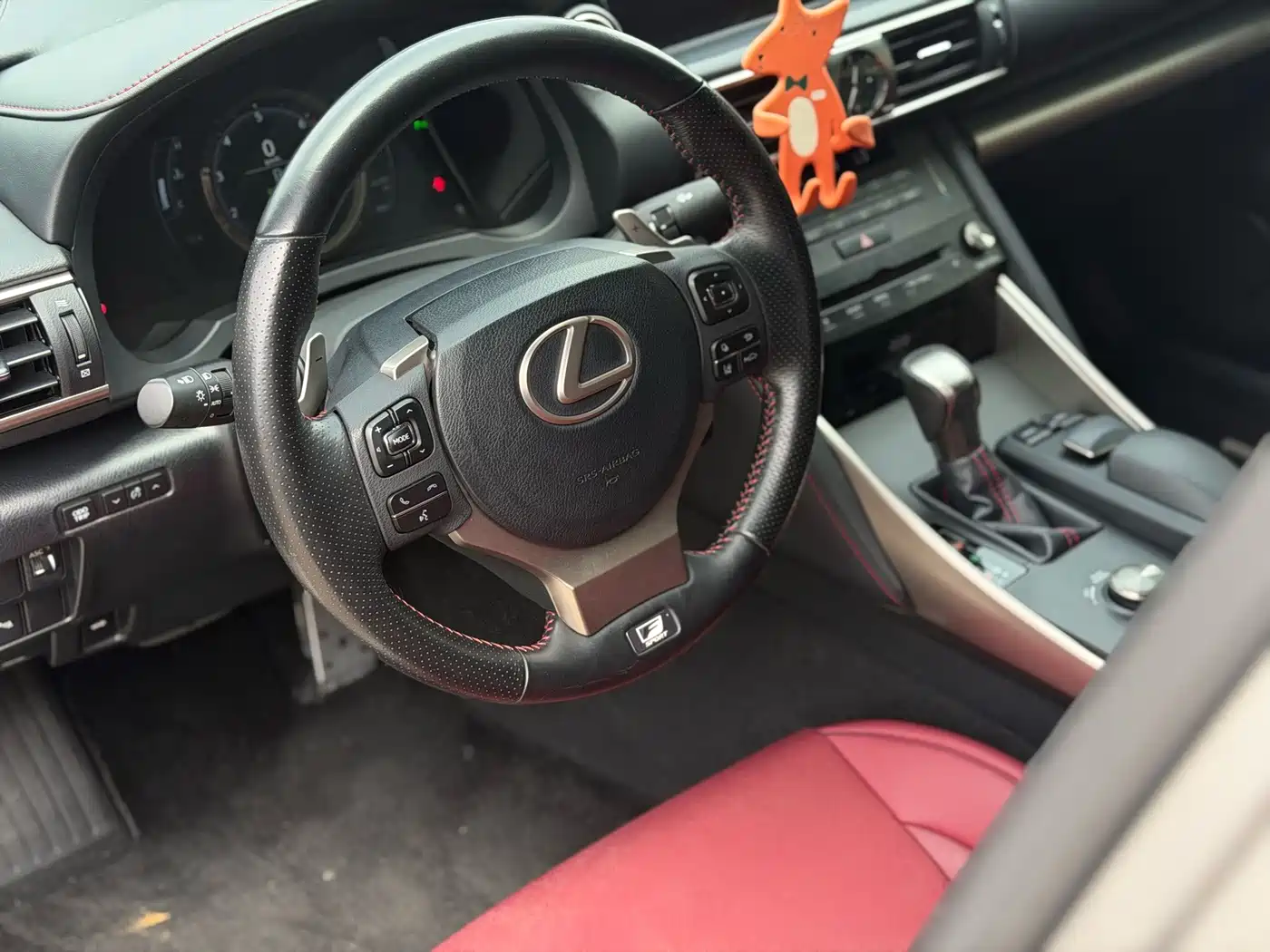 Lexus IS 2019 2017 300 F SPORT