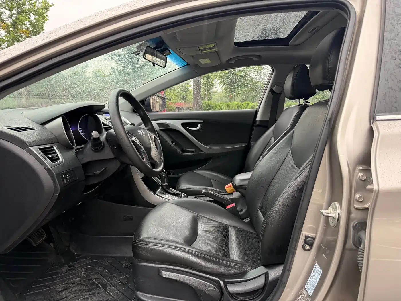 Hyundai Langdong 2015 1.6L Auto Premium фото 7