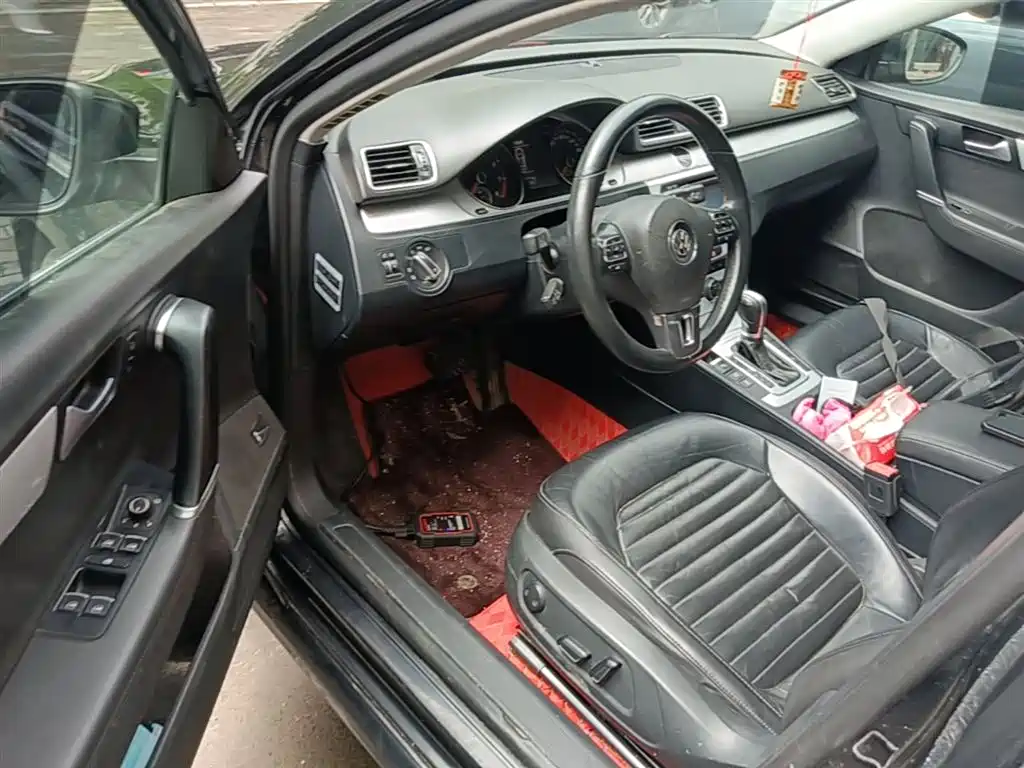 Volkswagen Magotan 2015 1.8TSI Leading фото 16