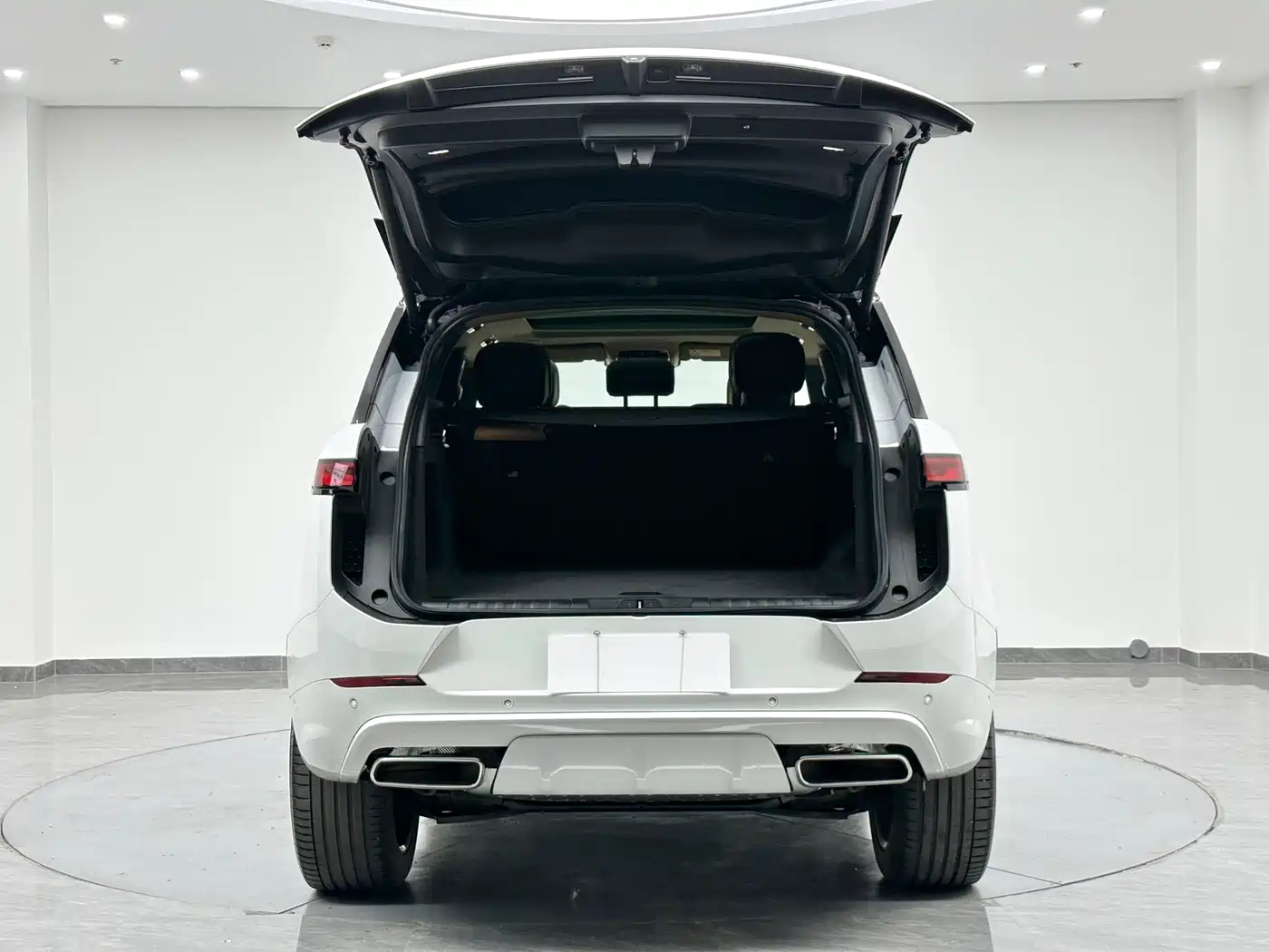 Land Rover Range Rover Sport 2024 400PS Dynamic SE фото 29