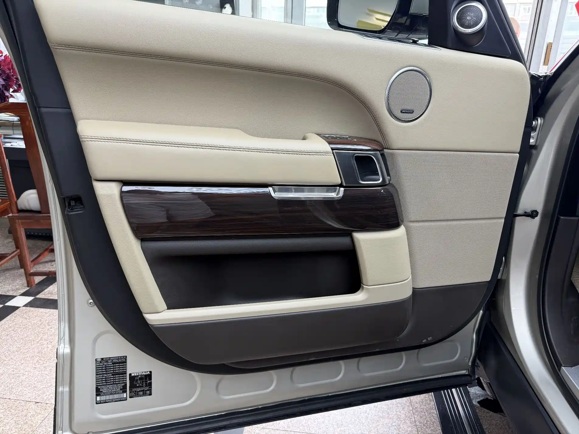 صورة 29 - Land Rover Range Rover