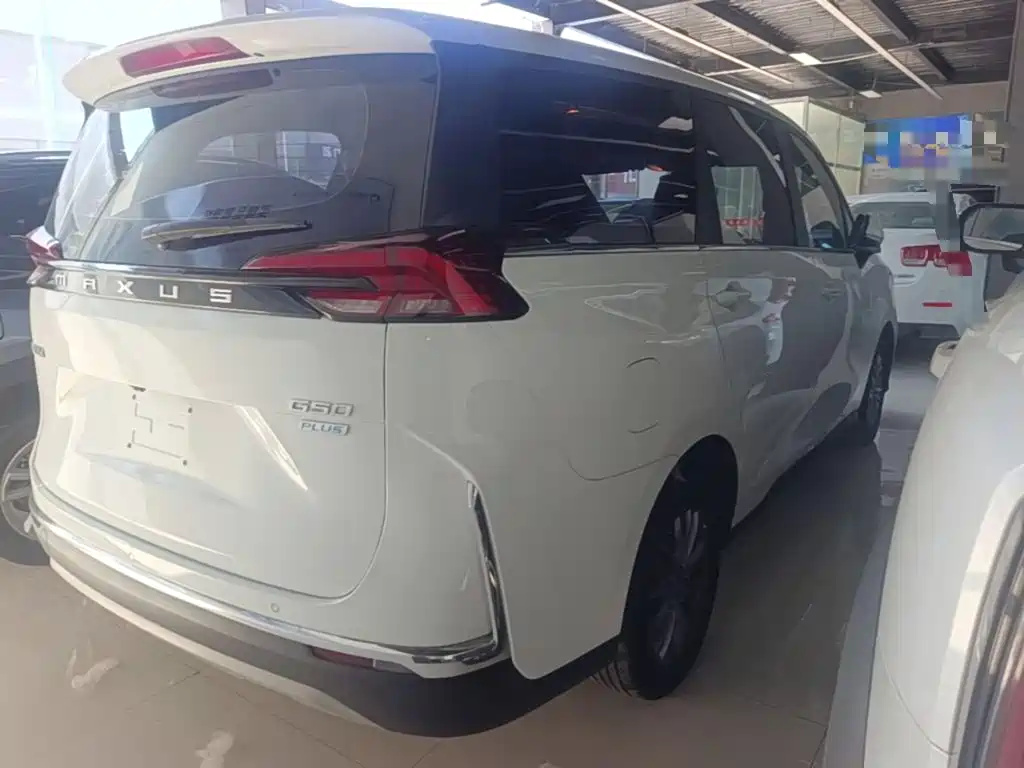 SAIC Maxus Maxus G50 2024 2023 PLUS 1.5T Auto Custom Entry Edition