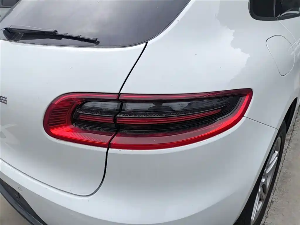 Porsche Macan 2017 Macan 2.0T фото 8