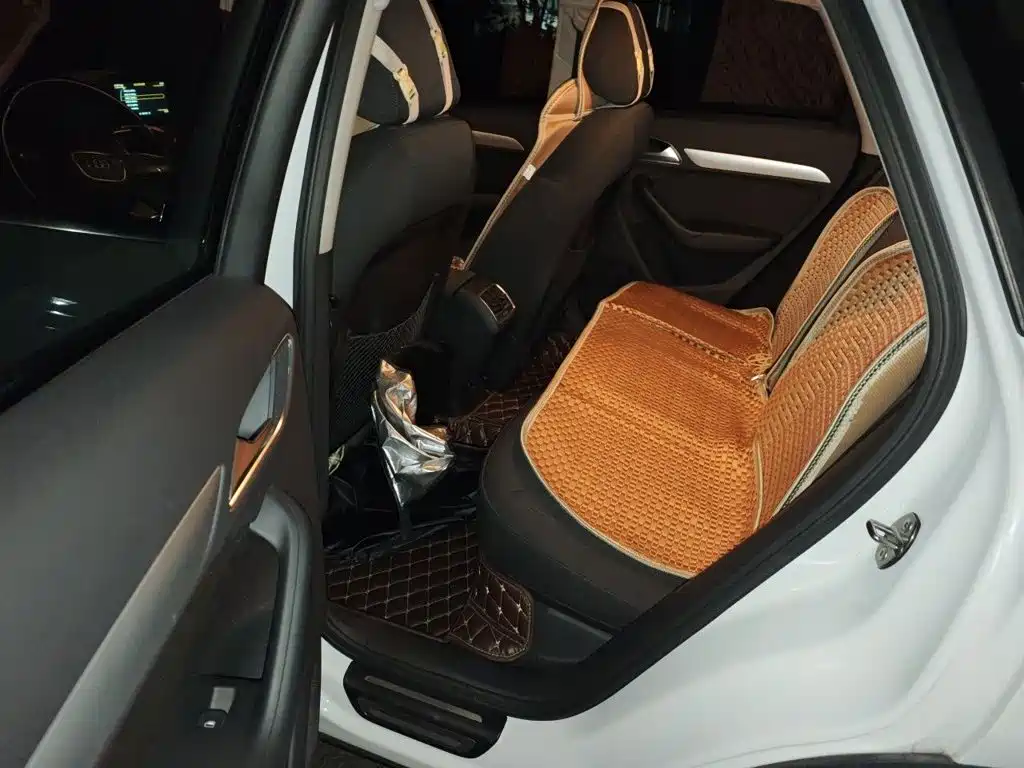 Photo 13 - Audi Q3