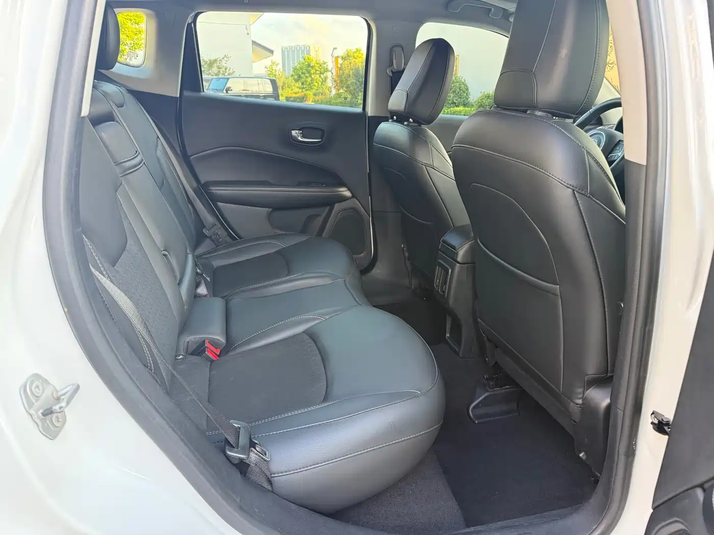 Фото 8 - Jeep Compass