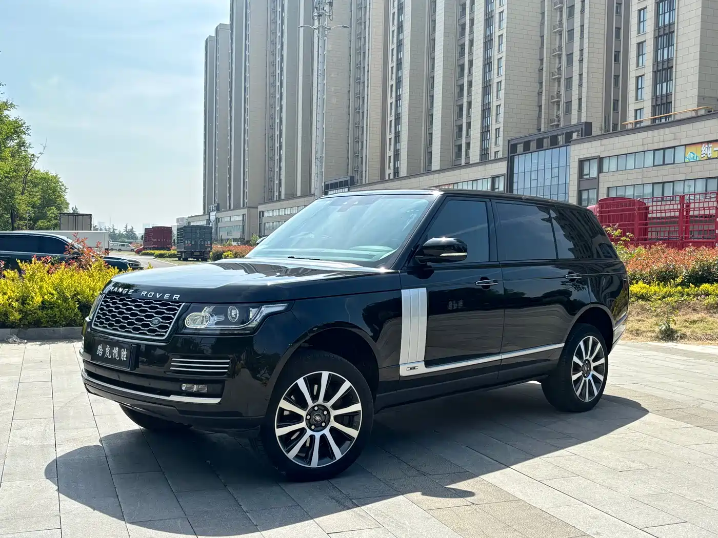 Land Rover Range Rover 2017 3.0 SC V6 Vogue SE Autobiography LWB