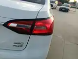 Фото 8 - Roewe 360