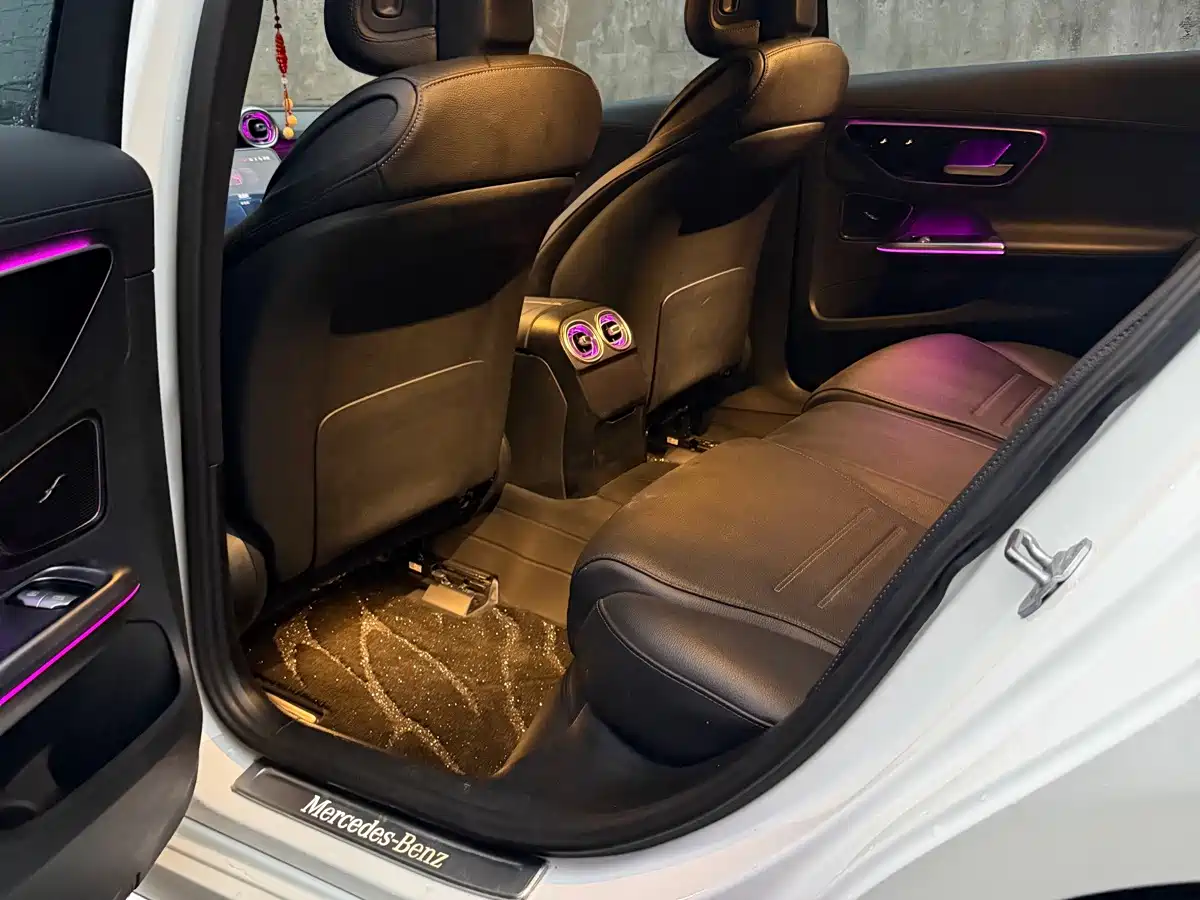 Фото 8 - Mercedes-Benz C-Class