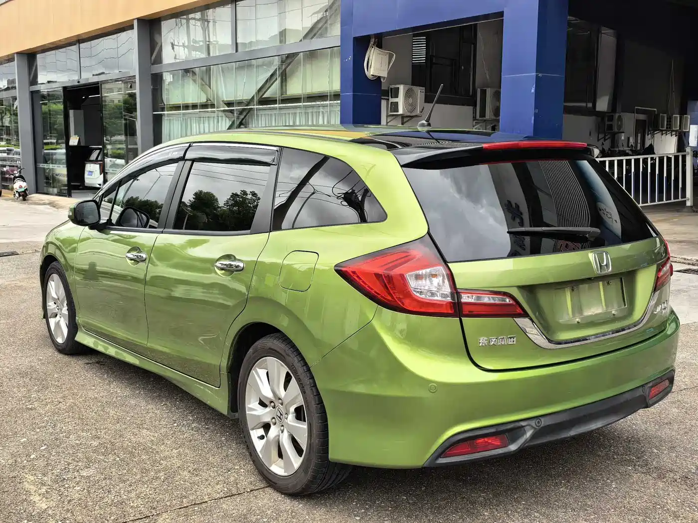 Honda Jade 2016 2014 1.8L CVT Luxury 5-seater
