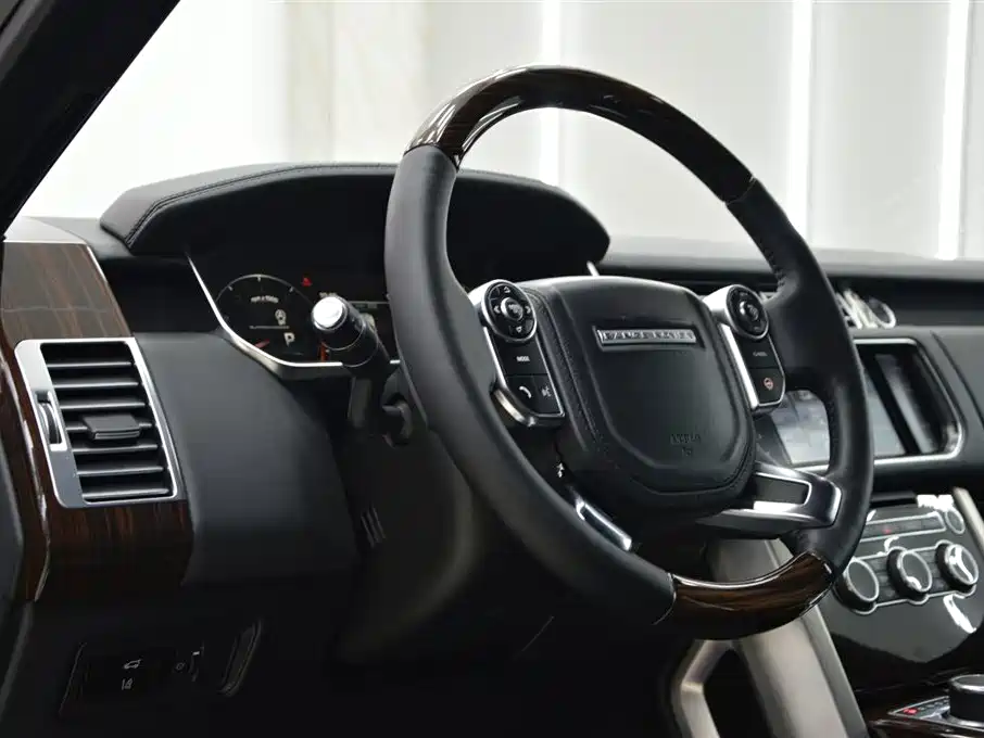 Land Rover Range Rover 2014 5.0 SC V8 AB Autobiography LWB фото 8