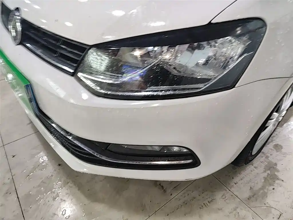 Volkswagen Polo 2016 1.6L Automatic Comfort фото 24
