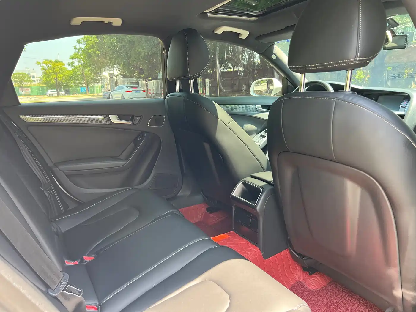 Audi A4L 2013 35 TFSI Automatic Comfort фото 10