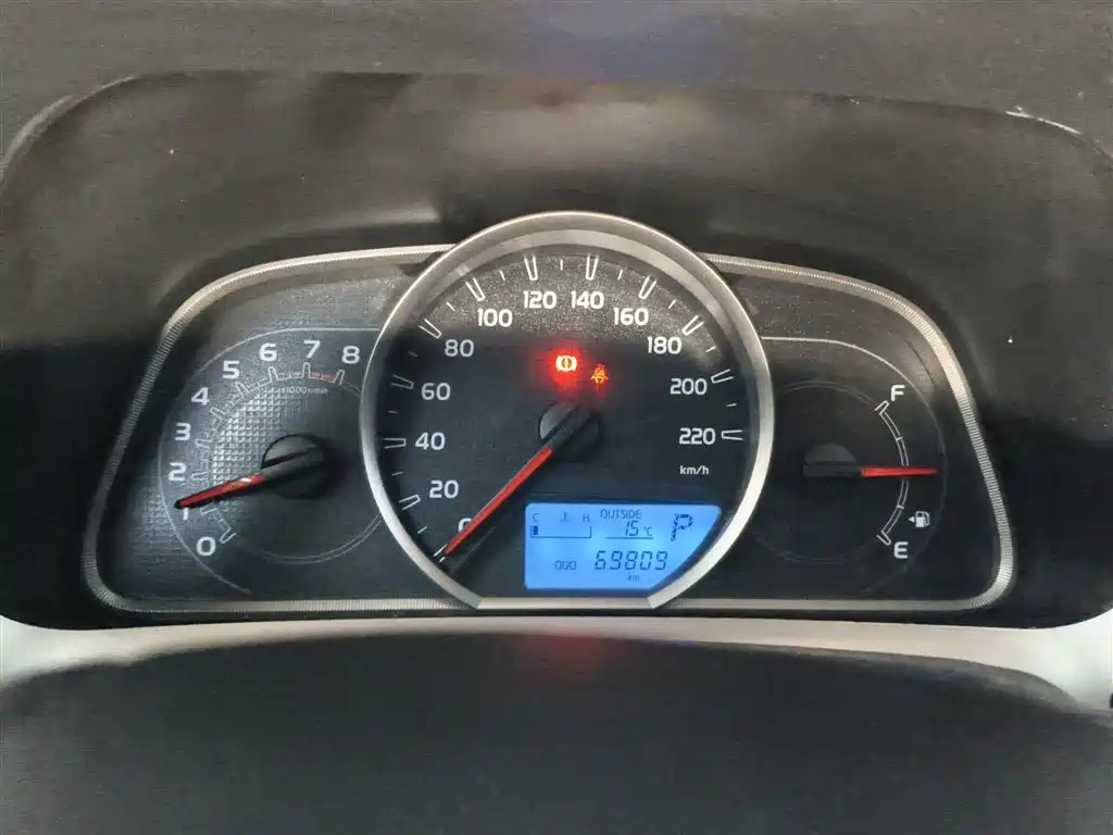 Toyota RAV4 Rongfang 2016 2.0L CVT 2WD Comfort (China V) фото 8