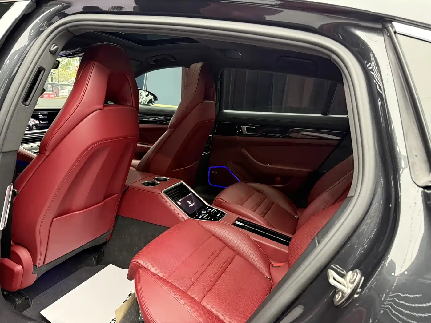 Porsche Panamera 2019 Panamera 4 Executive Long Wheelbase 2.9T фото 6
