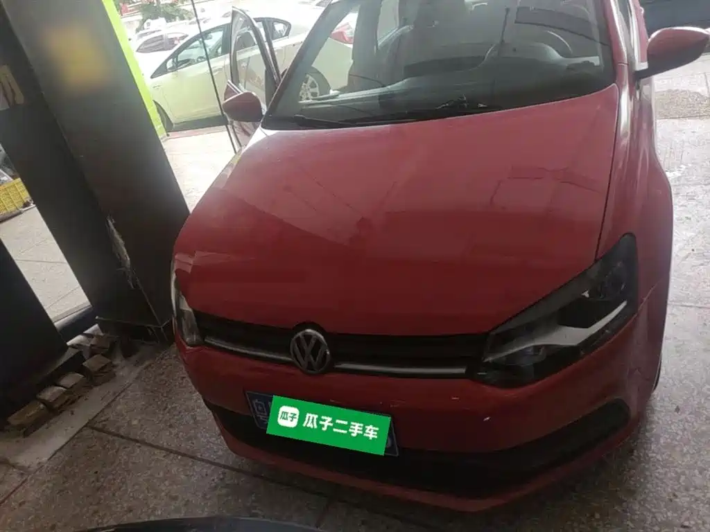 Volkswagen Polo 2016 1.4L Automatic Trend фото 3