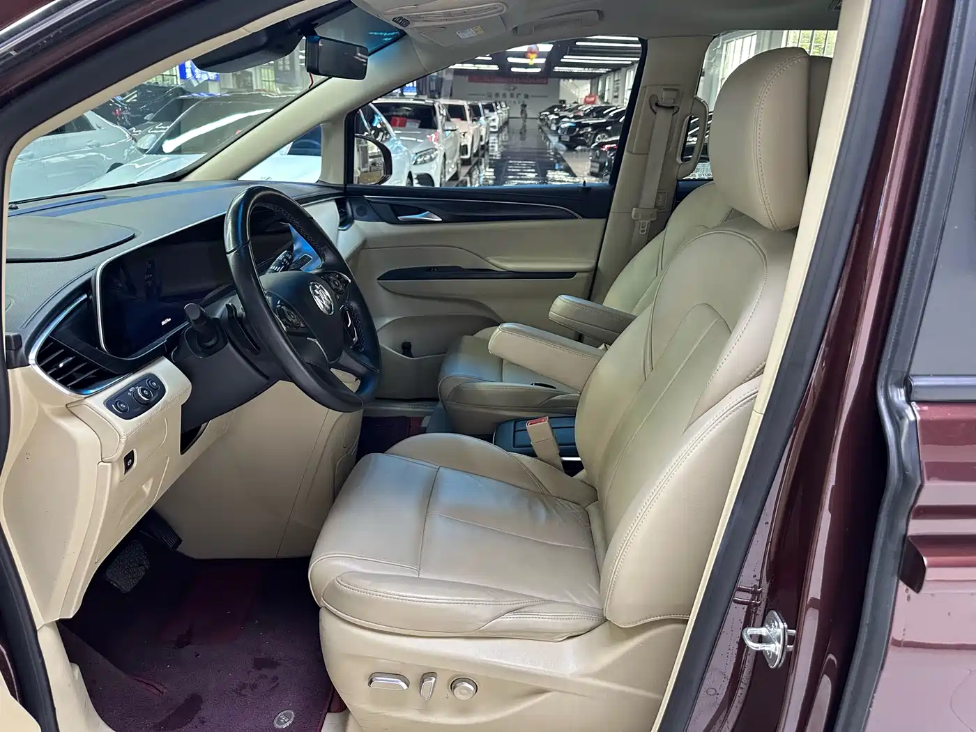 Buick GL8 2022 ES Landmark 653T Premium фото 3