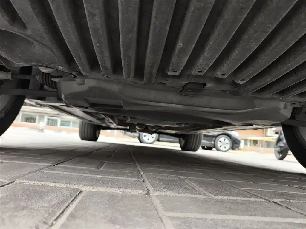 Mercedes-Benz GLK-Class 2013 GLK 300 4MATIC Dynamic Sunroof фото 23