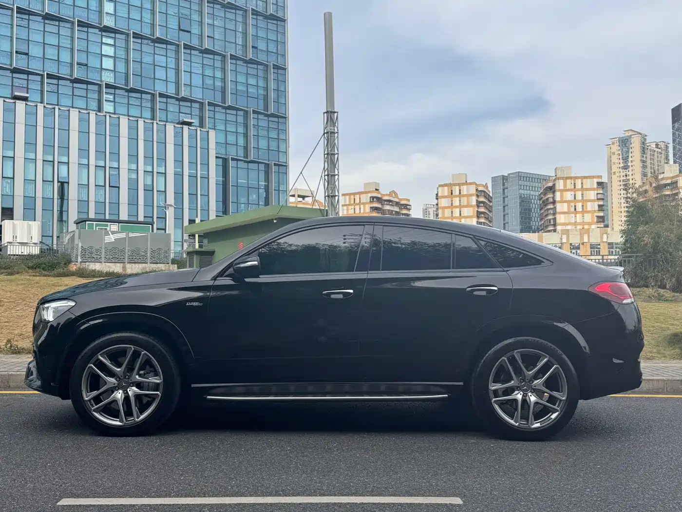 Mercedes-Benz GLE Coupe AMG 2020 AMG GLE 53 4MATIC+ Coupe SUV фото 4