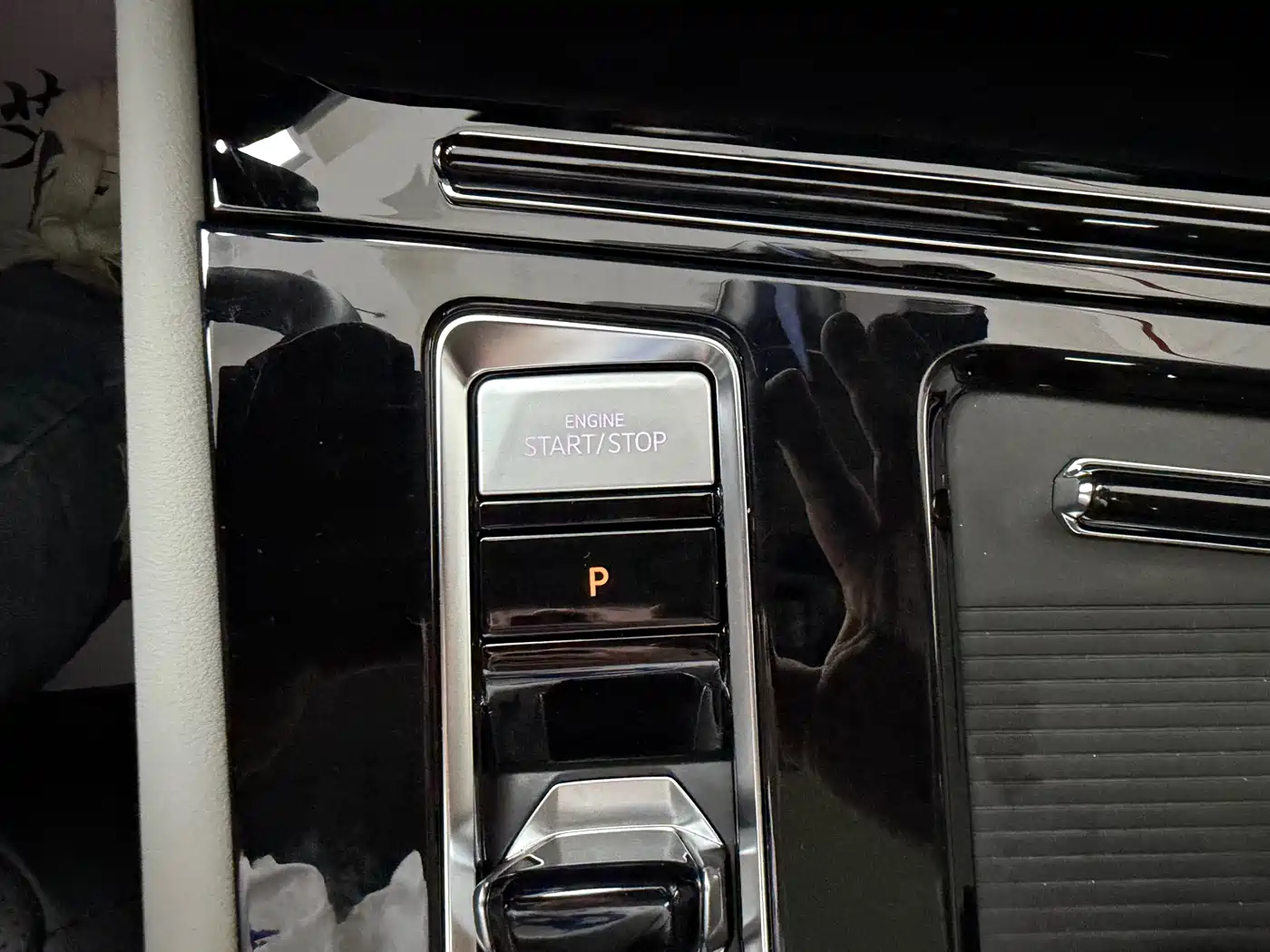 Volkswagen Teramont 2022 530 V6 4MOTION Premium Luxury фото 25