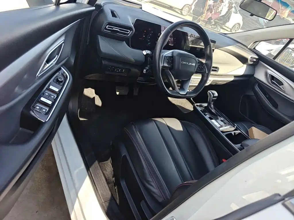 BAIC Beijing U5 PLUS 2022 2021 1.5L CVT Luxury Edition