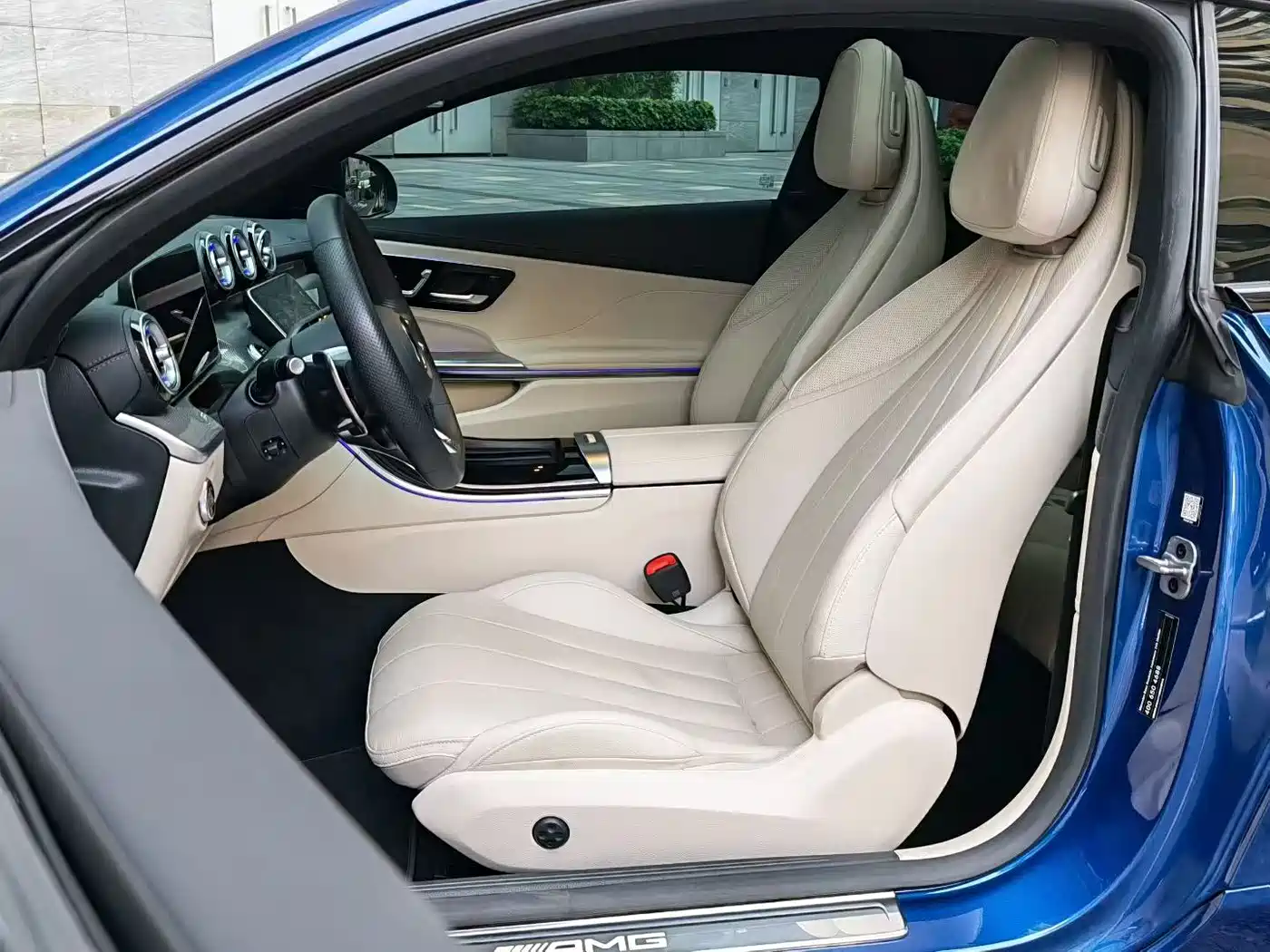 Mercedes-Benz Mercedes-AMG CLE 2024 AMG CLE 53 4MATIC+ Coupe фото 4