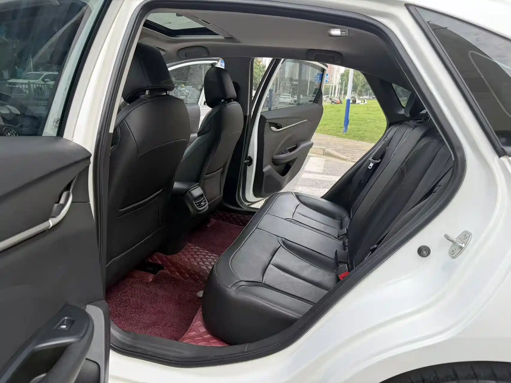 Фото 12 - Buick Excelle
