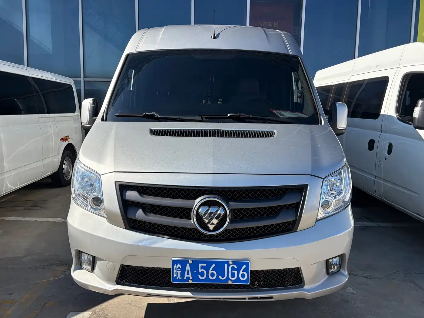 Foton Tuyano 2023 2023 Lucky Elephant Multi-purpose 2.0T Manual Long Wheelbase Medium Roof Single Rear Tire 5/6/7/9-seater