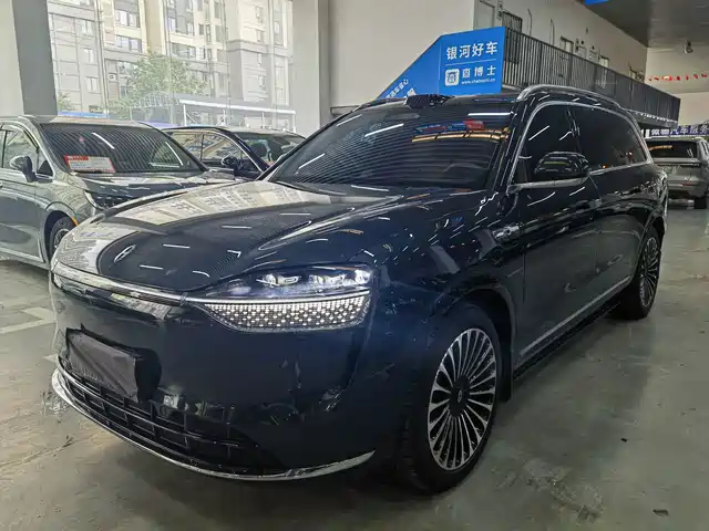 AITO Wenjie AITO M9 2024 Range Extender Max Edition 42kWh 6-seater — фото 1