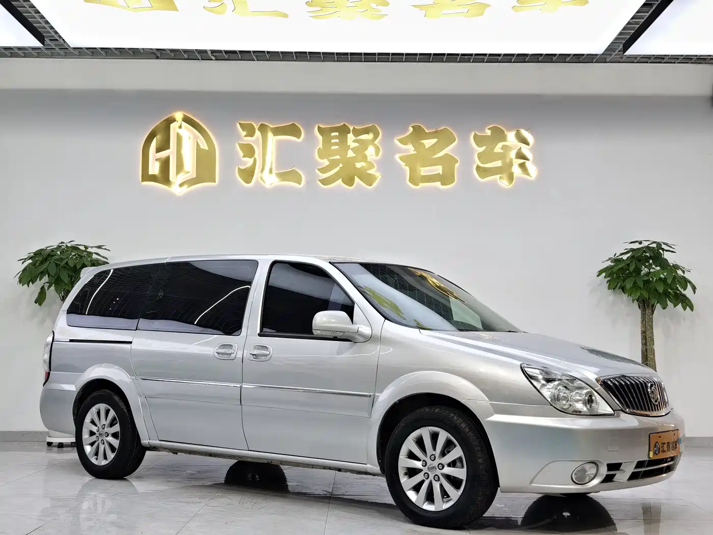 Buick GL8 2014 2.4L Classic Edition фото 5