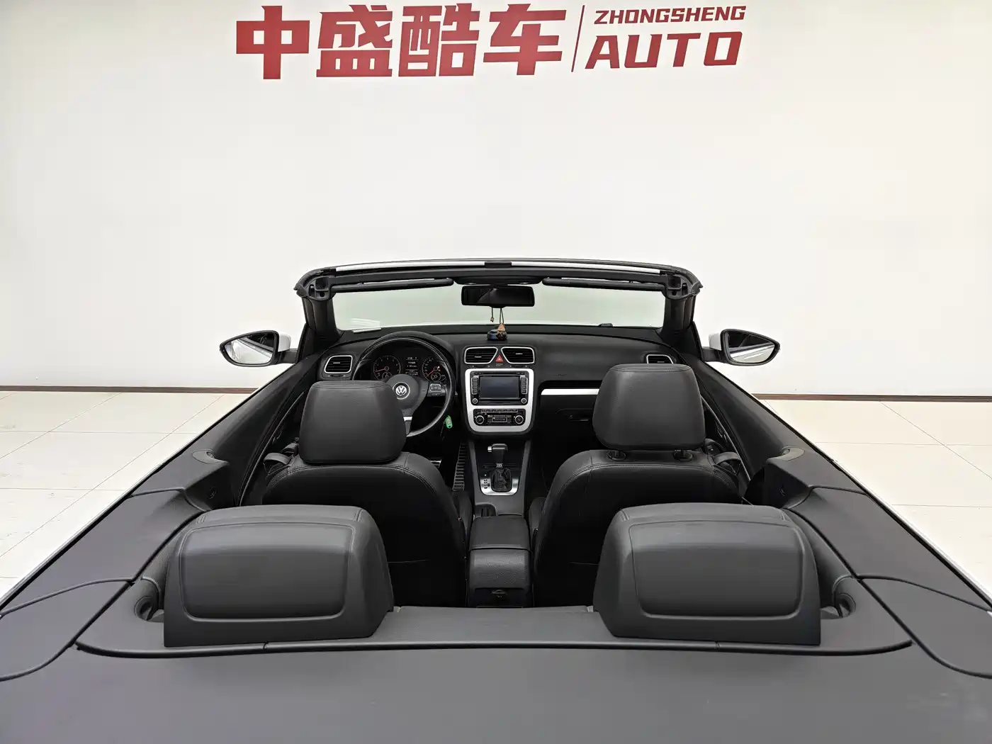 Volkswagen Eos 2010 2.0TSI DSG Luxury фото 13