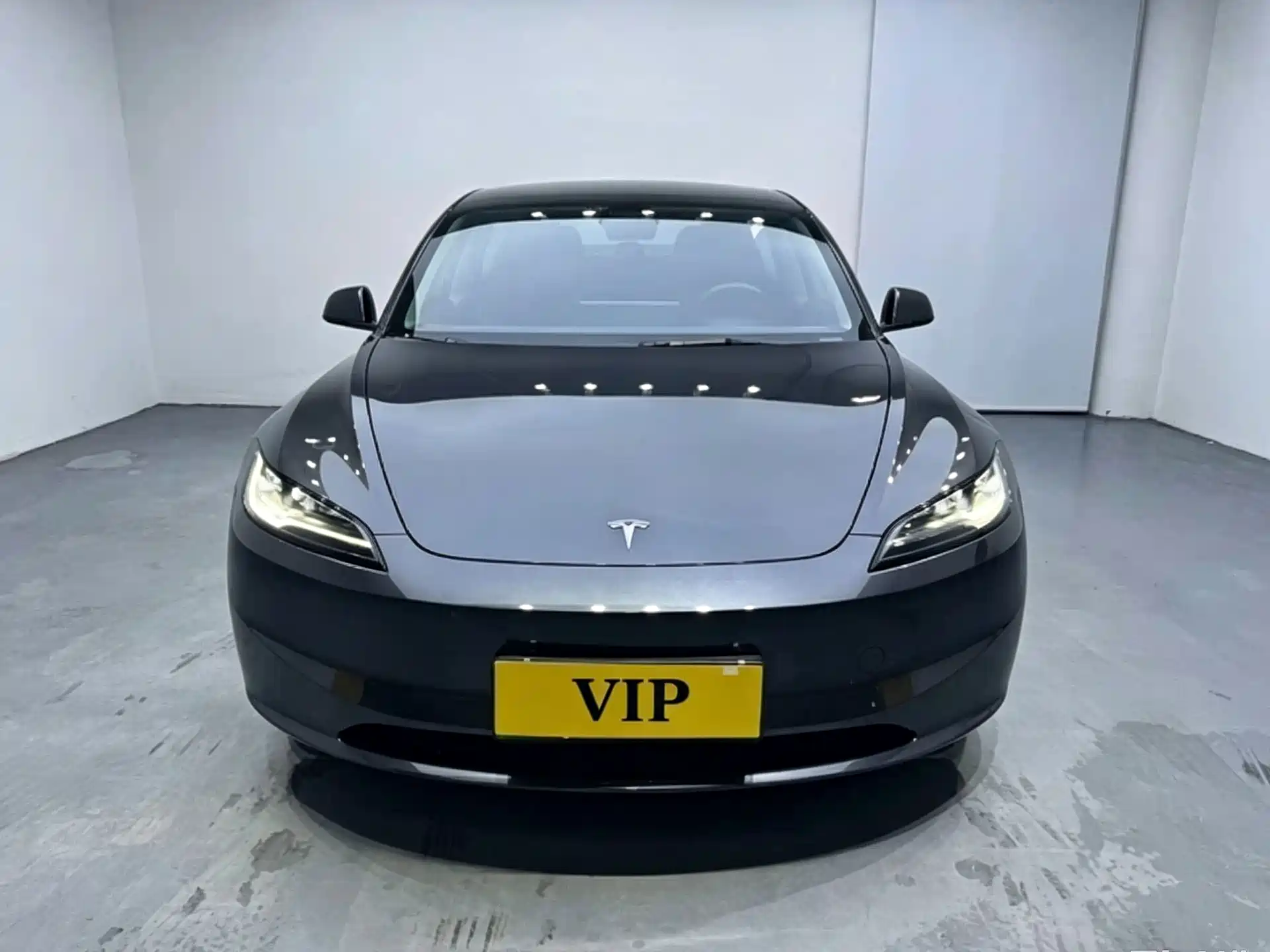 Фото 5 - Tesla Model 3