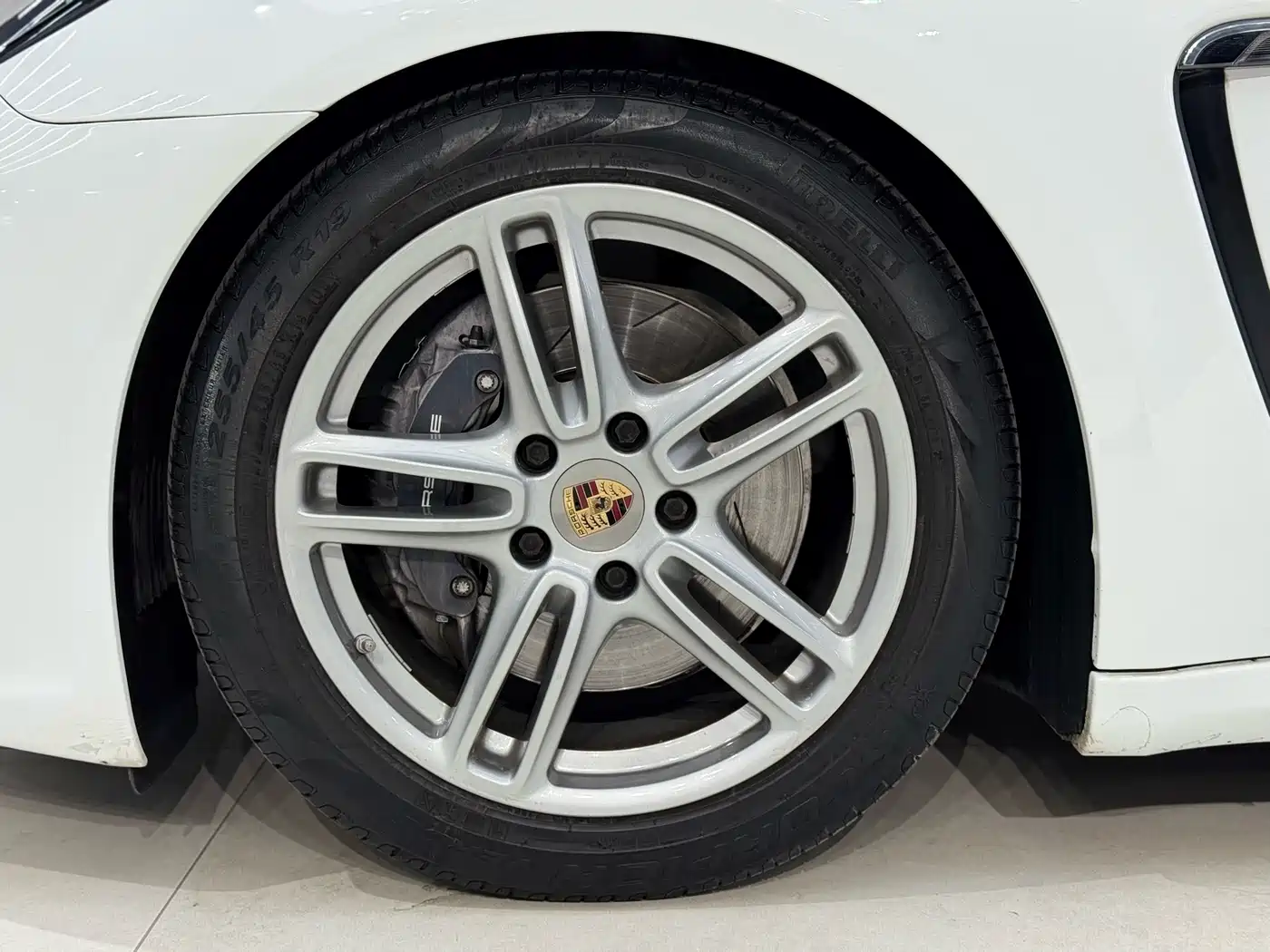 Porsche Panamera 2014 Panamera 4 3.0T фото 8