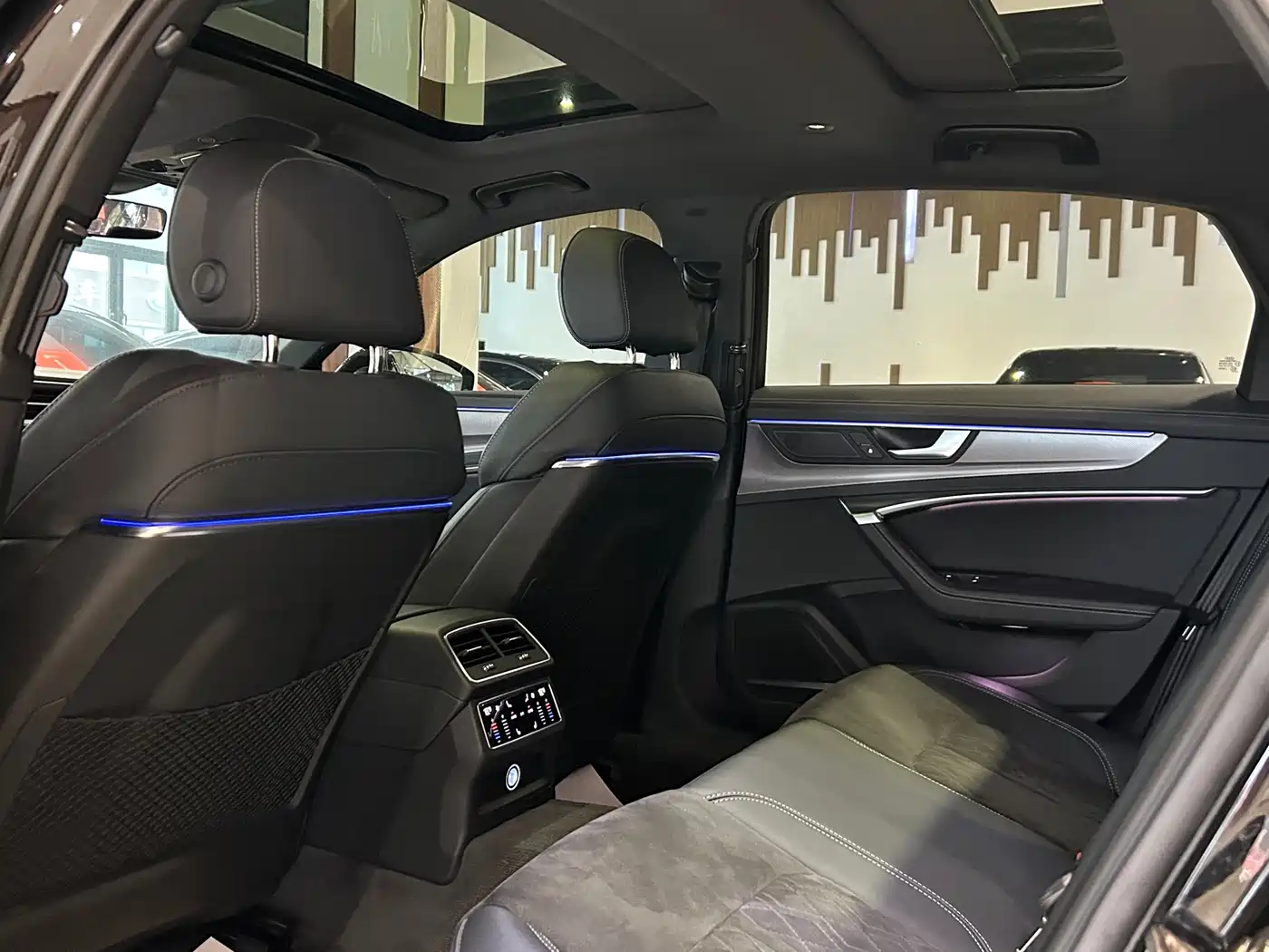 Audi A6L 2020 55 TFSI quattro Exclusive Dynamic фото 22