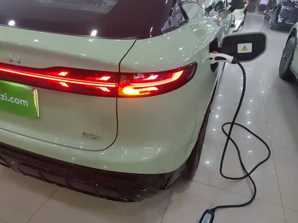 Voyah Auto Voyah Zhiyin 2024 Ultra Long Range Intelligent Edition фото 8