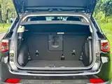 Photo 9 - Jeep Compass
