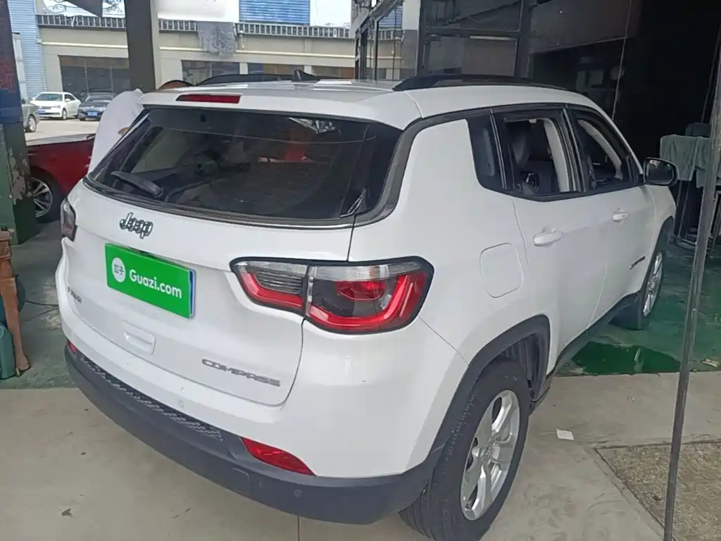 Jeep Compass 2020 2019 220T Automatic Family Edition