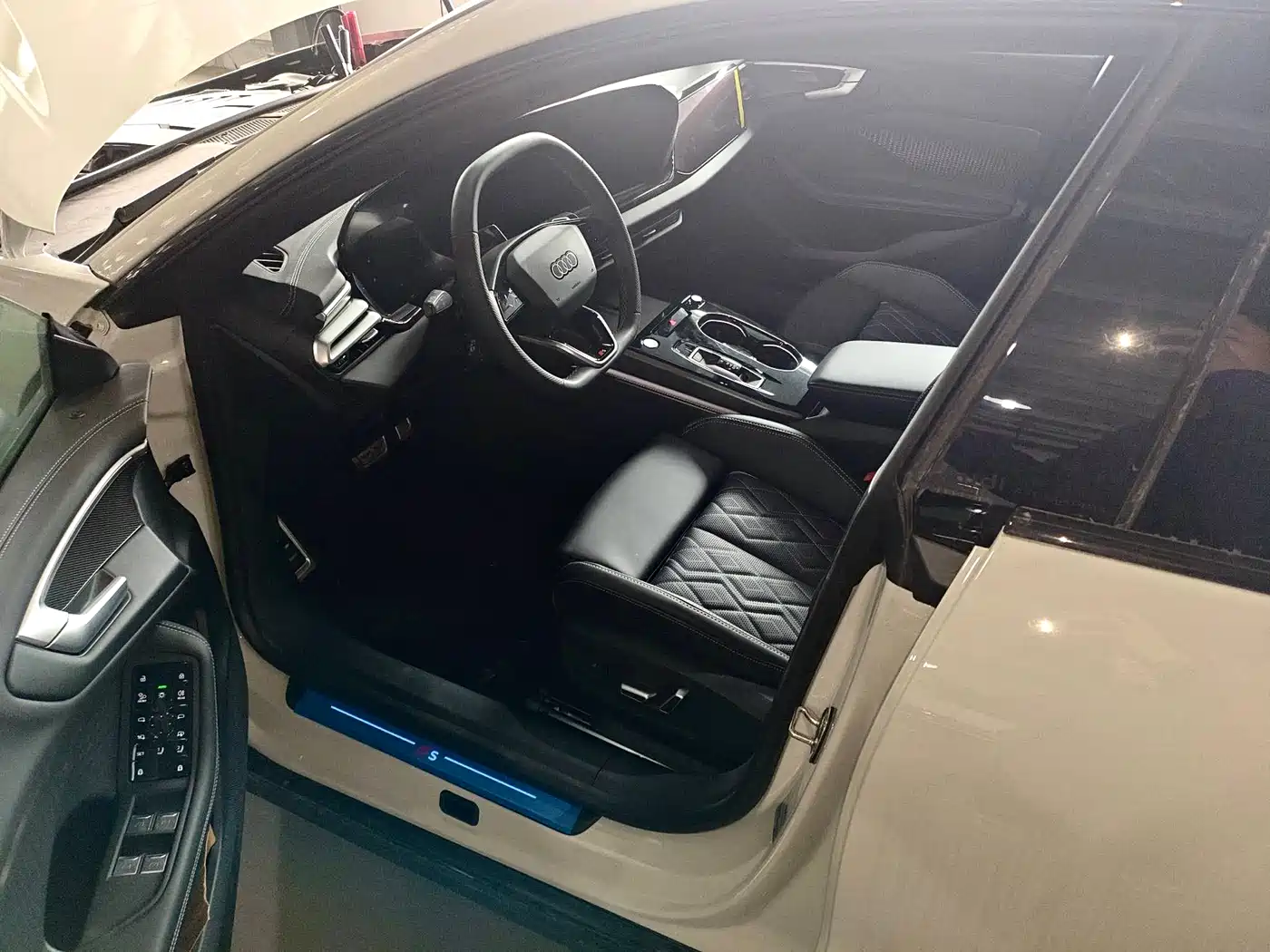 Audi A5L Sportback 2025 2.0T Premium quattro Model фото 3