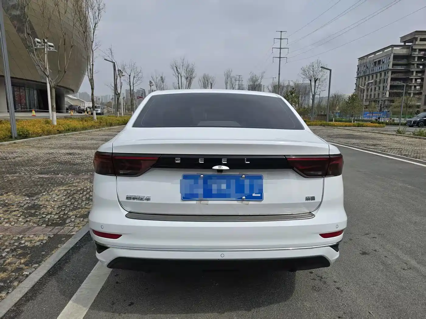 GEELY AUTOMOBILE EMGRAND