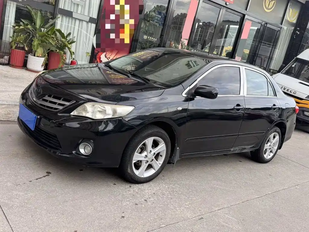 Фото 1 - Toyota Corolla