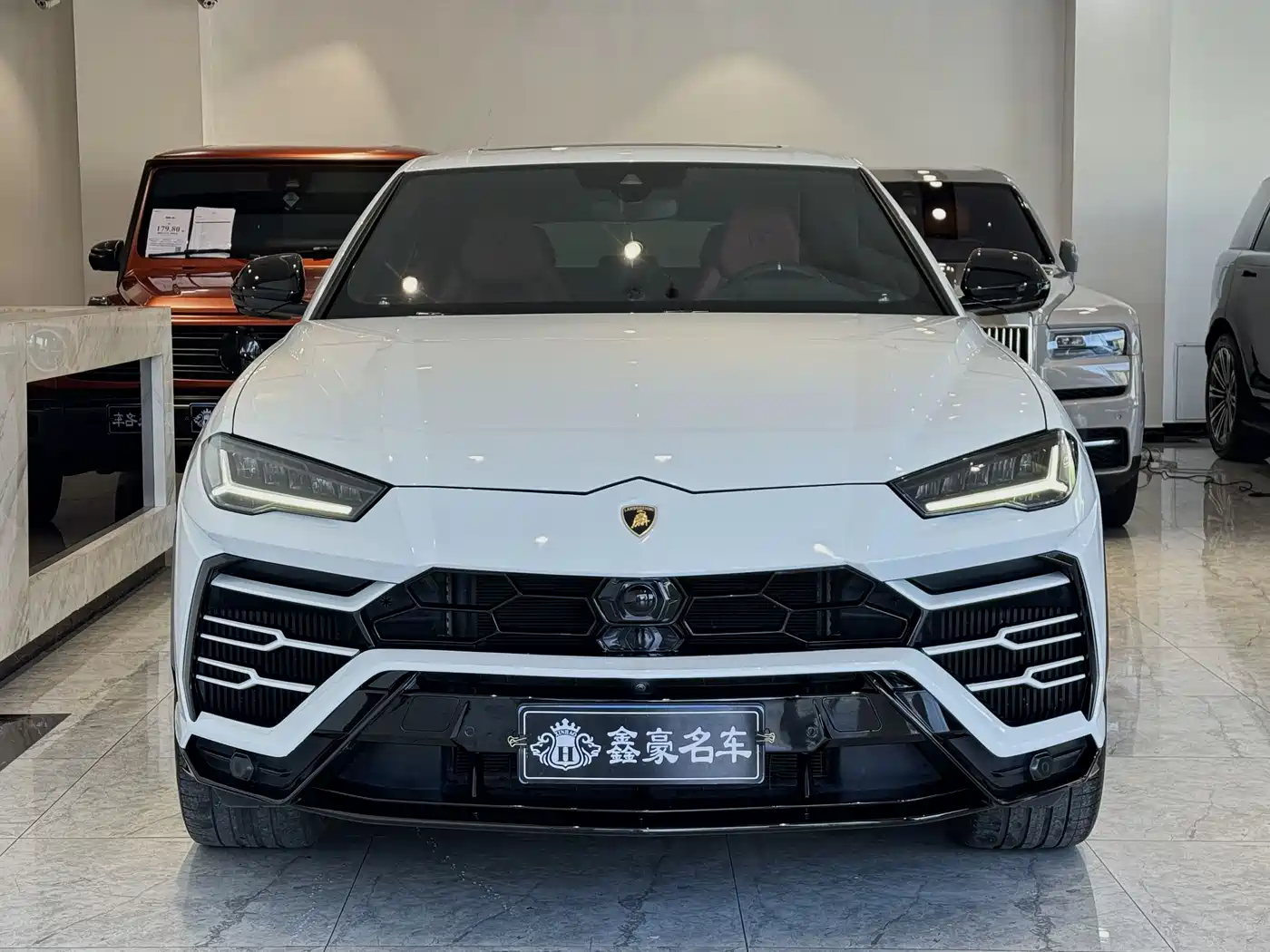Lamborghini Urus 2018 4.0T V8 фото 2