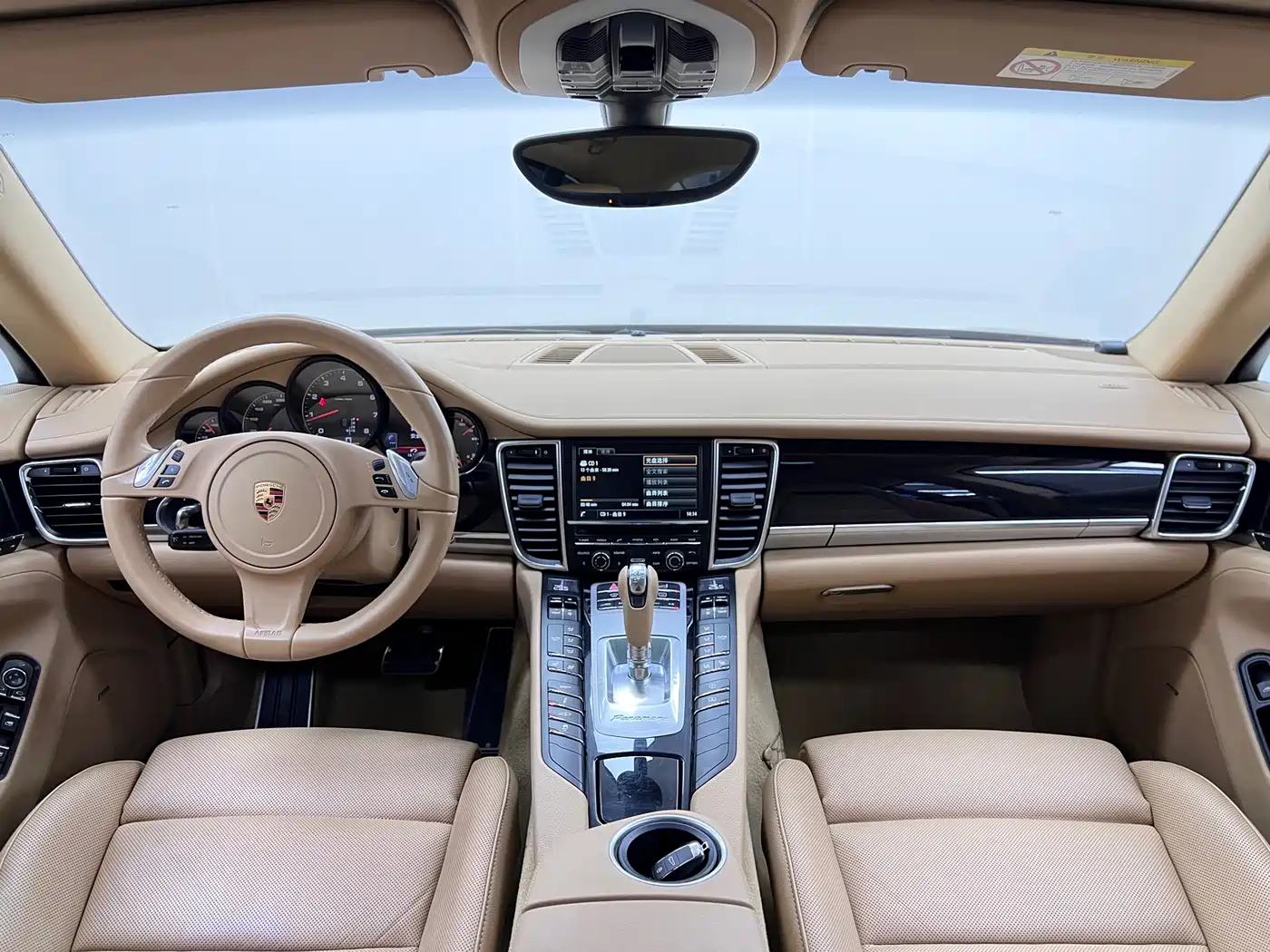Porsche Panamera 2016 Panamera 4 Edition 3.0T фото 12
