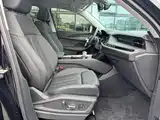 Photo 6 - Audi Q6