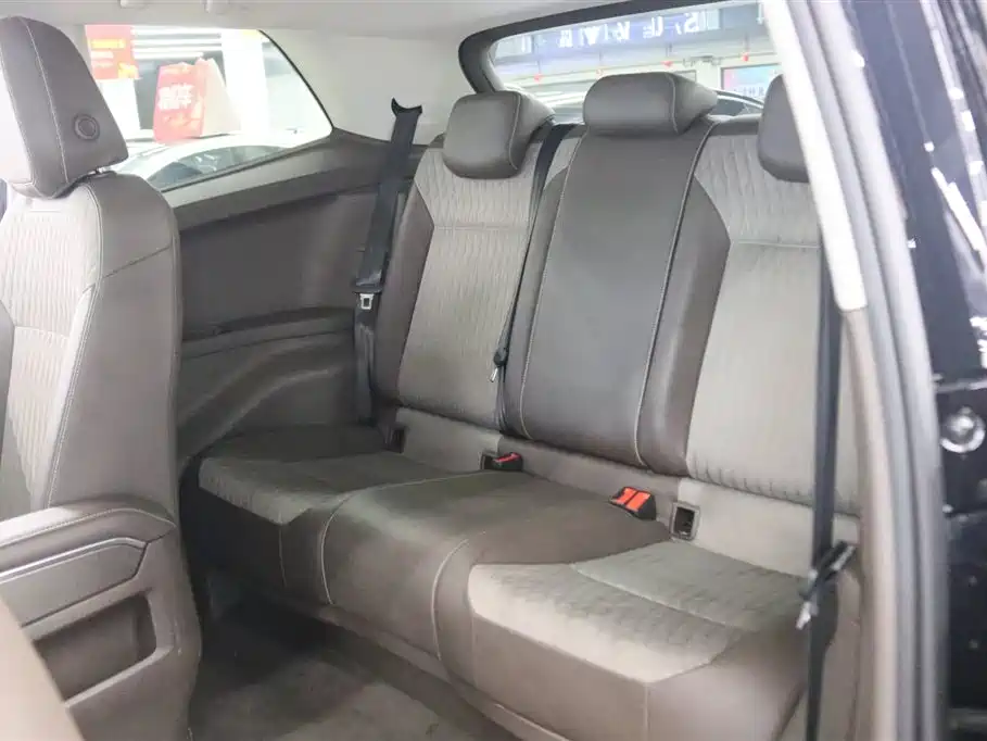 Volkswagen Viloran 2024 330TSI Business Edition фото 16