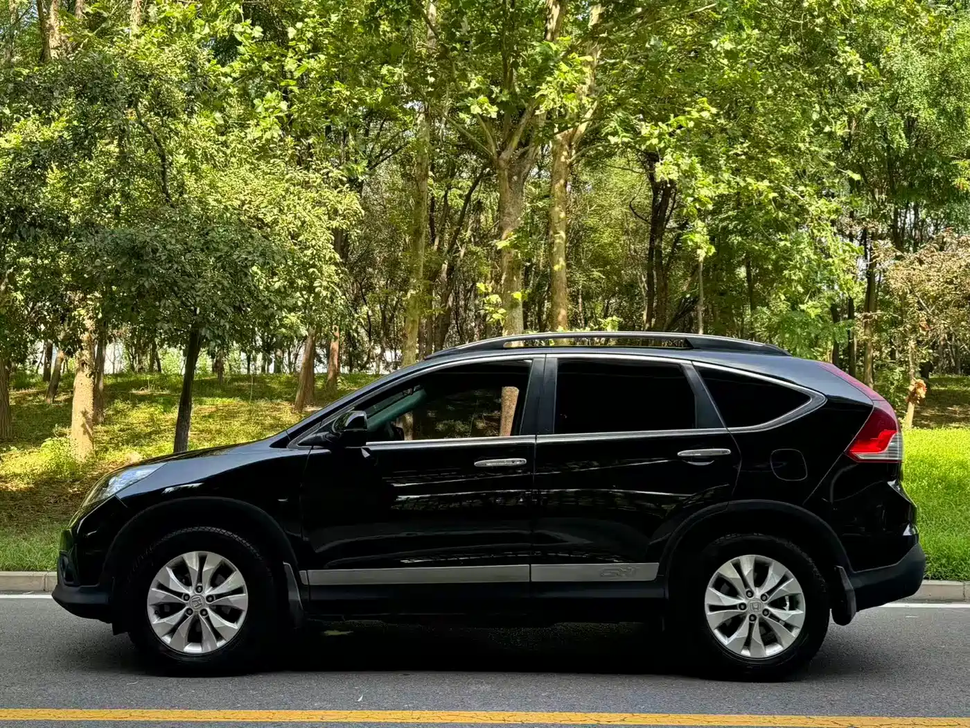 Фото 15 - Honda CR-V