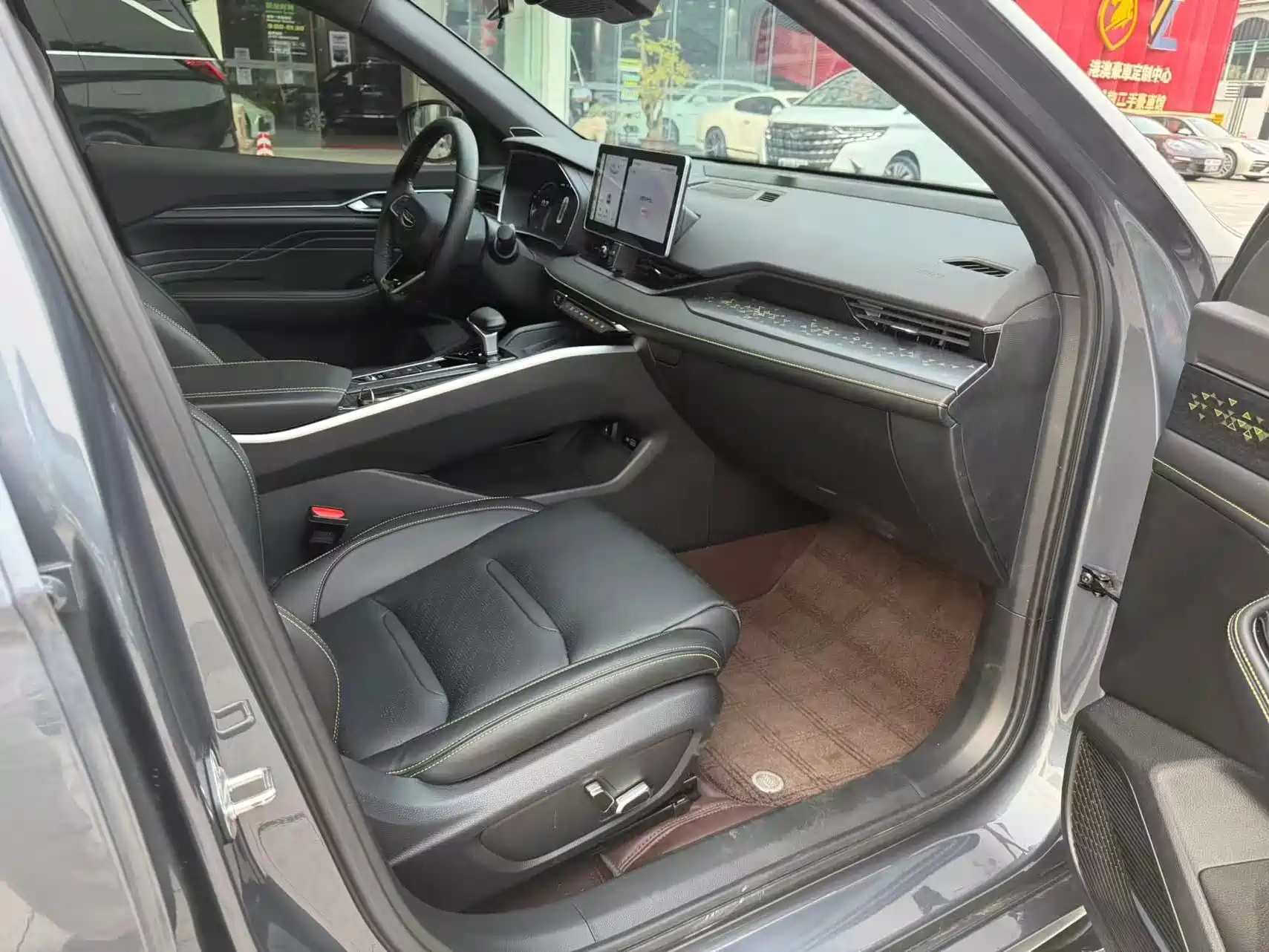 Фото 6 - Geely Preface