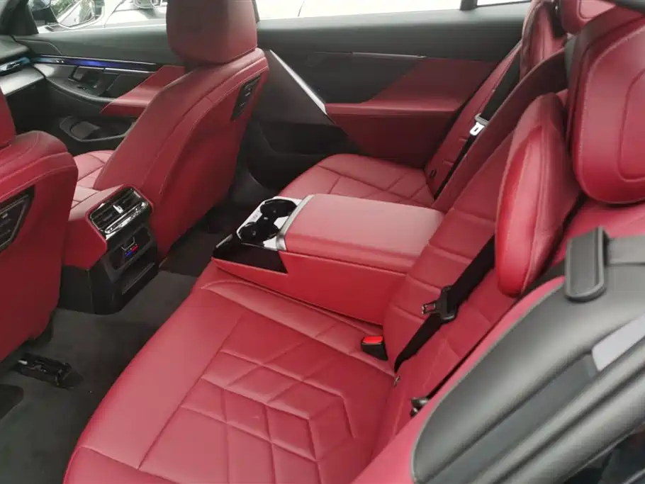 BMW i5 2024 eDrive 35L M Sport Package фото 11