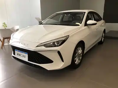 Roewe i5