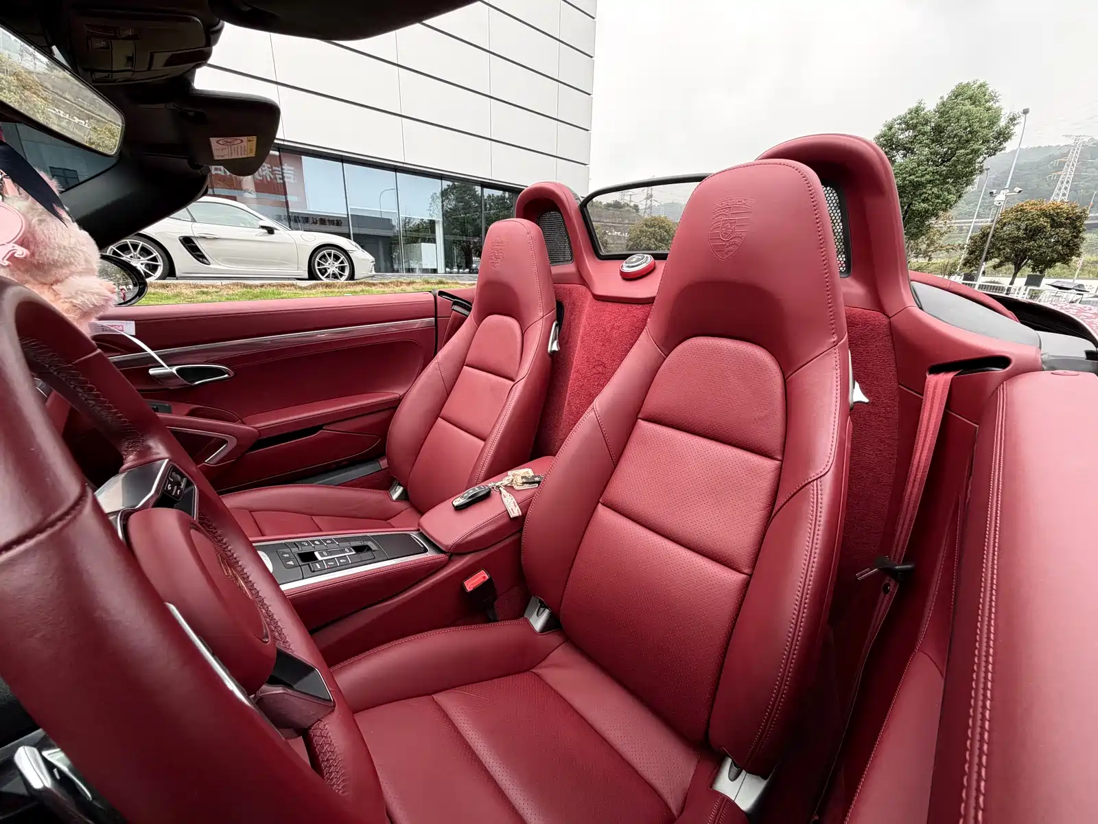 Photo 13 - Porsche 718