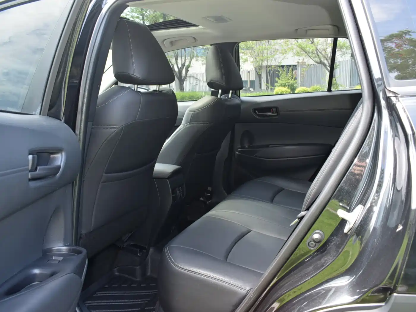 Toyota Corolla Cross 2024 2.0L Elite Edition фото 12