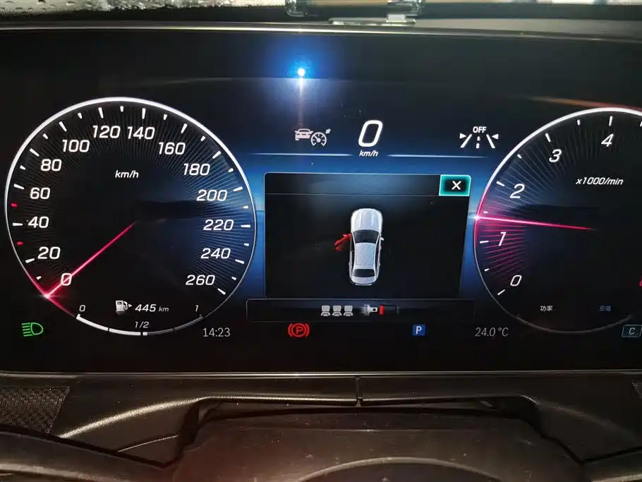 Mercedes-Benz C-Class 2024 C 200 L Sport Edition фото 14
